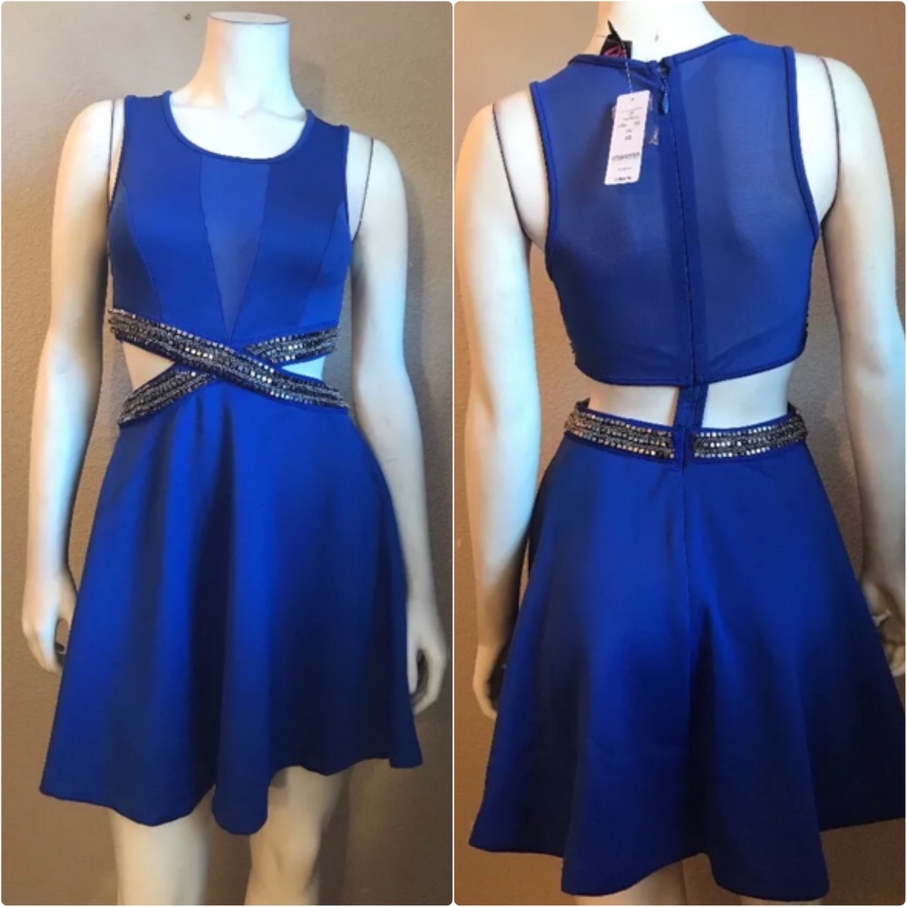 Bebe jada side cutout & mesh dress size XS